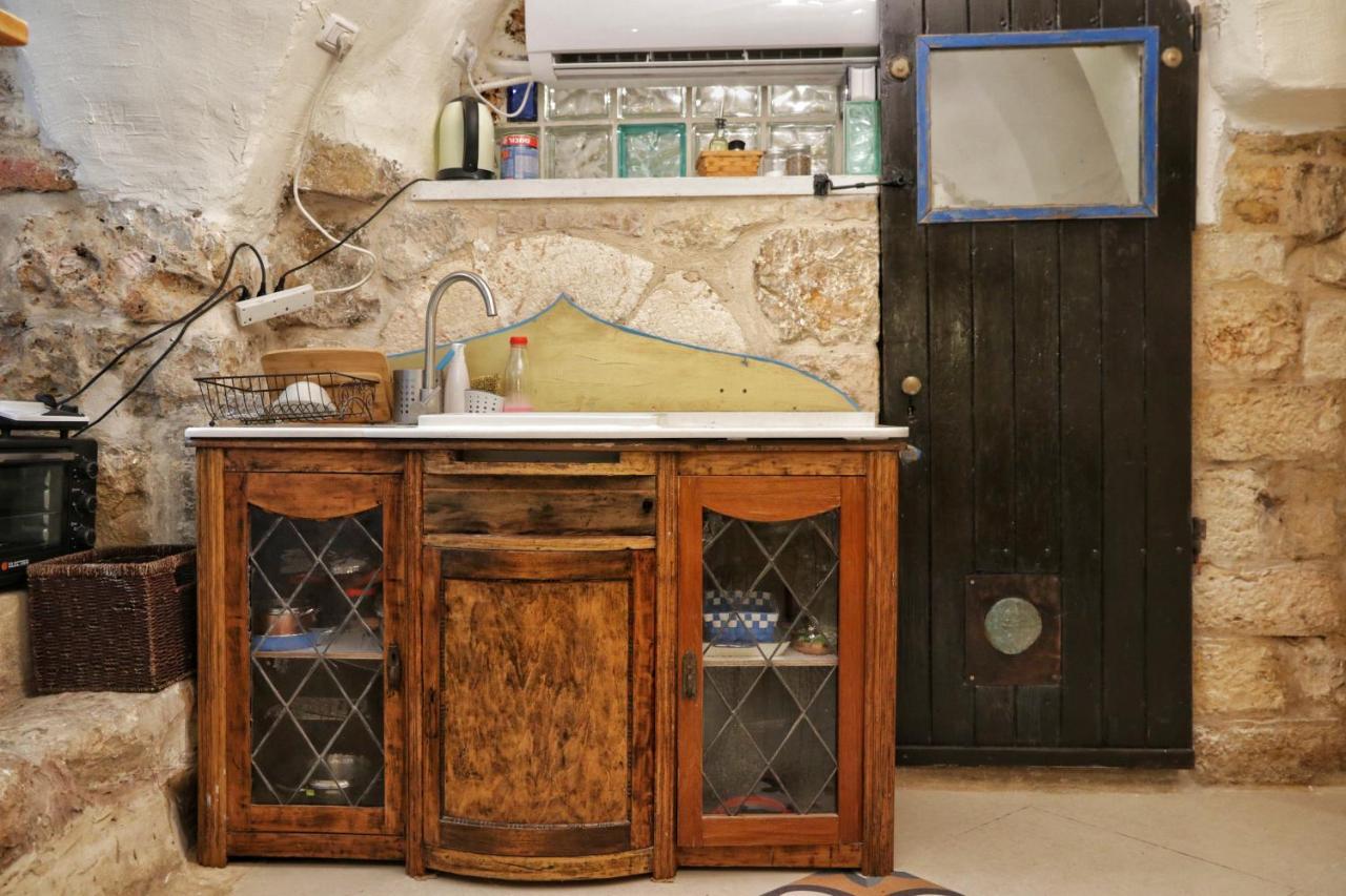 Sweet 'En Kerem View Bed & Breakfast Jerusalem Exterior photo
