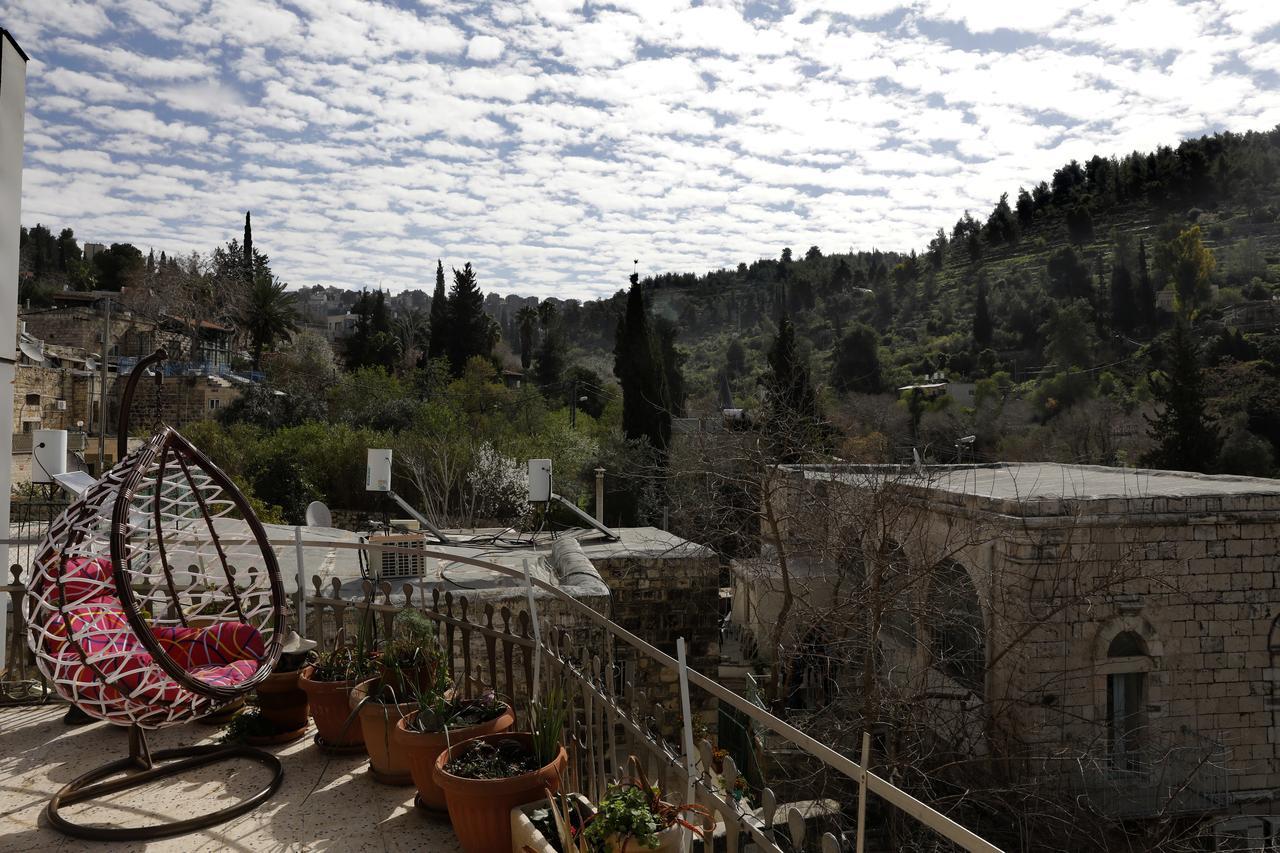Sweet 'En Kerem View Bed & Breakfast Jerusalem Exterior photo